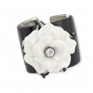 KENNETH JAY LANE- BLACK ENAMEL CUFF WITH FLOWER
